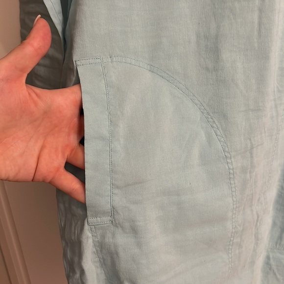 Theory Linen Dress with Pockets - Picture 3 of 5